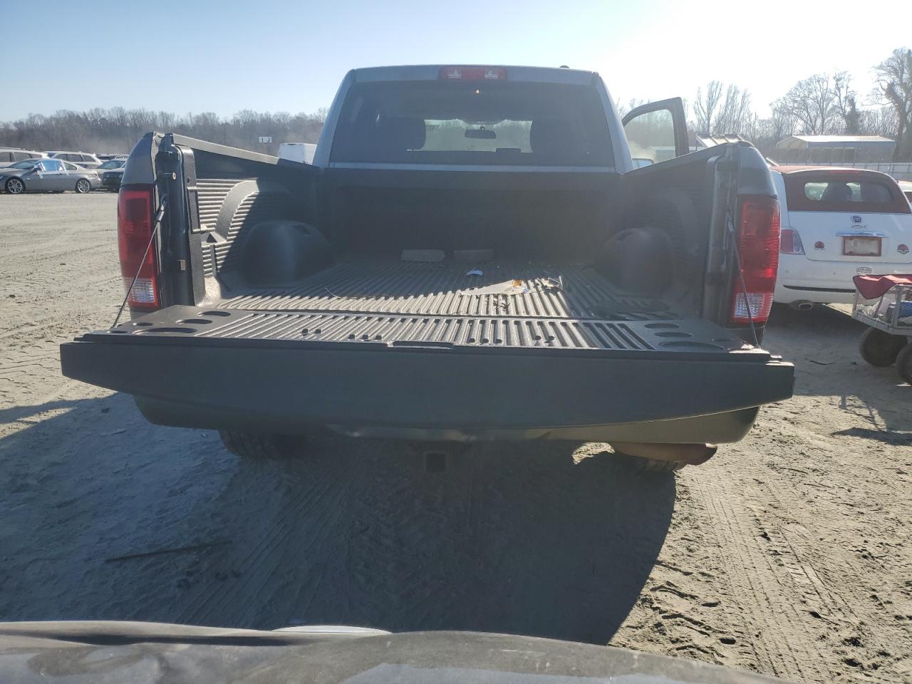 2009 Dodge RAM - Image 6
