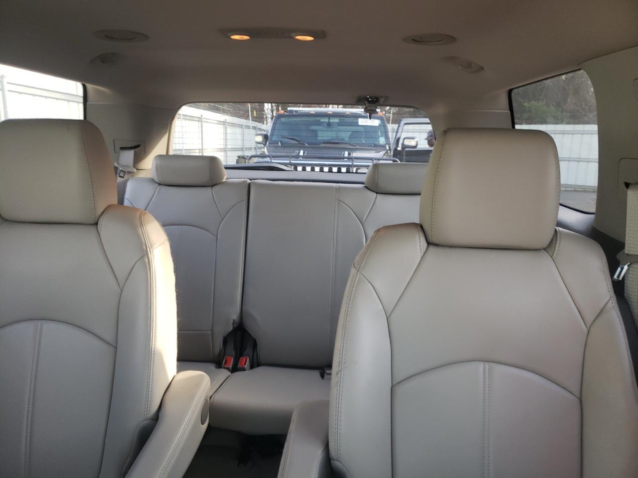 2014 GMC Acadia - Image 10