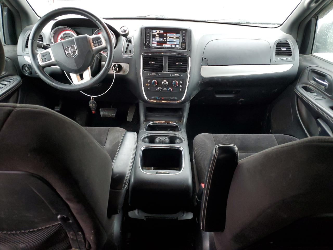 2014 Dodge Caravan - Image 8