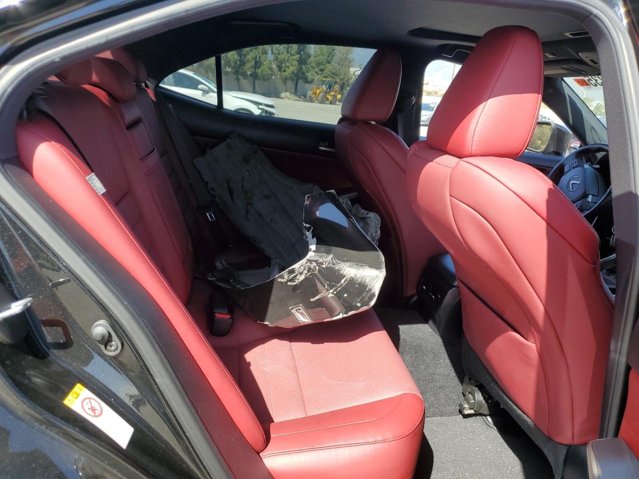2018 Lexus IS - Image 10