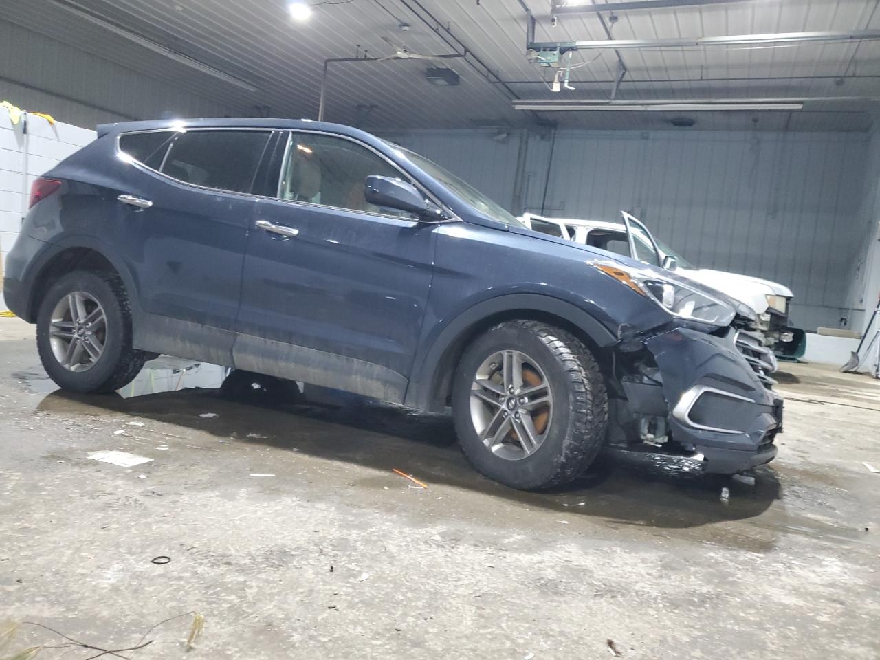 2018 Hyundai Santa Fe - Image 4