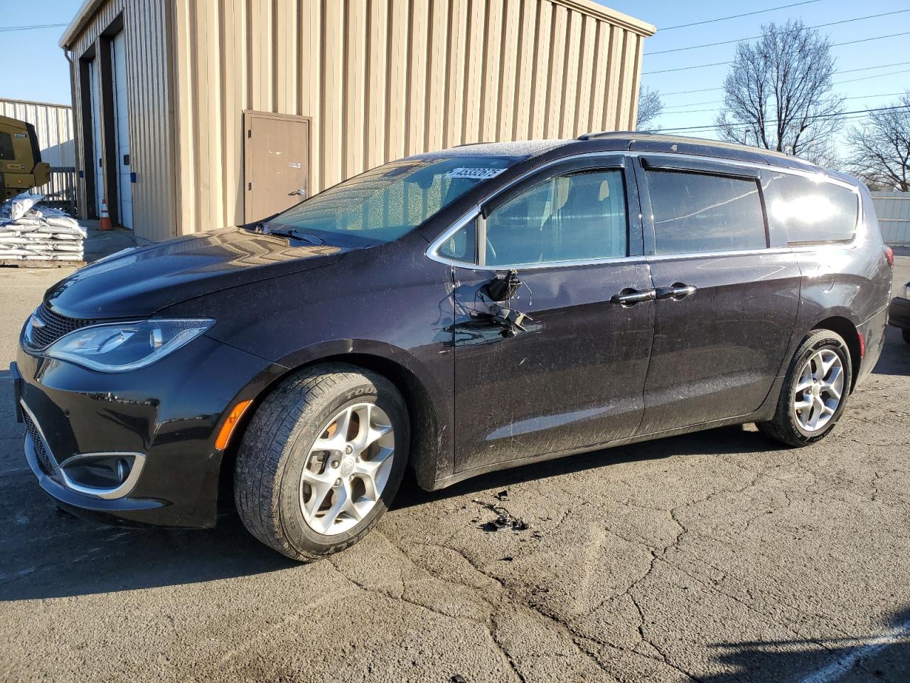 2019 Chrysler Pacifica - Image 1