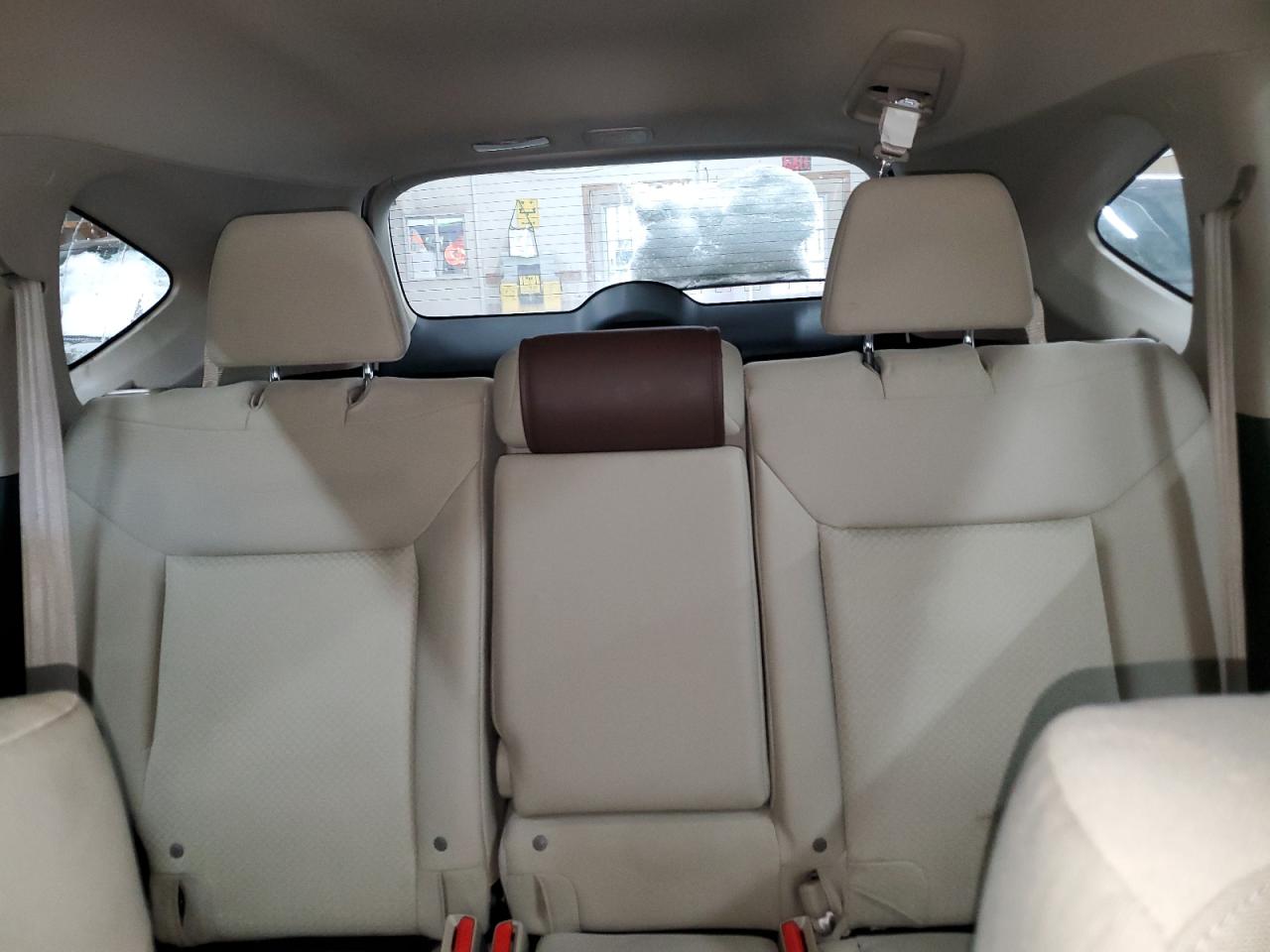 2016 Honda CR-V - Image 10