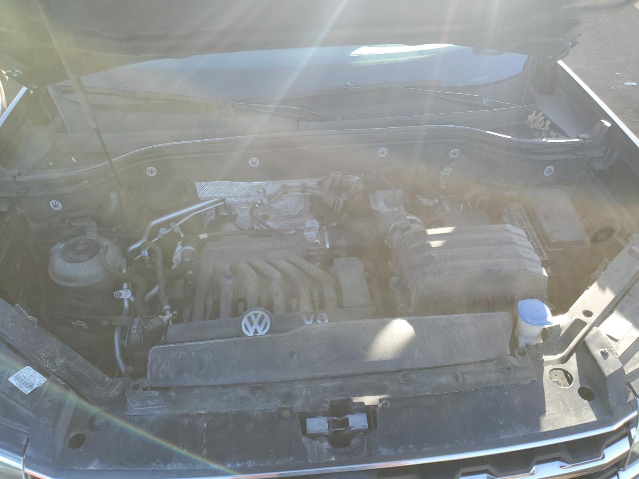 2018 Volkswagen Atlas - Image 12