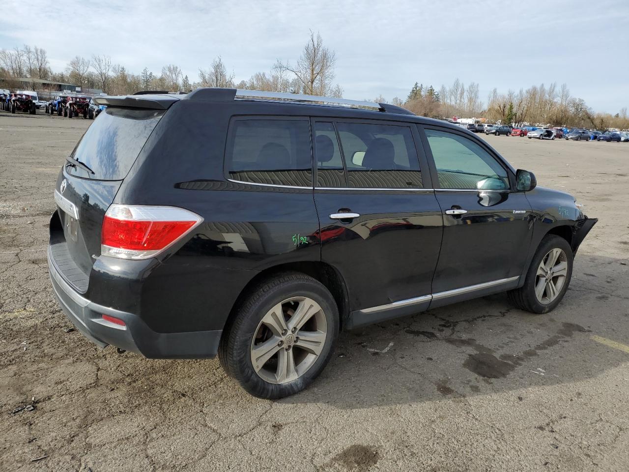 2013 Toyota Highlander - Image 3