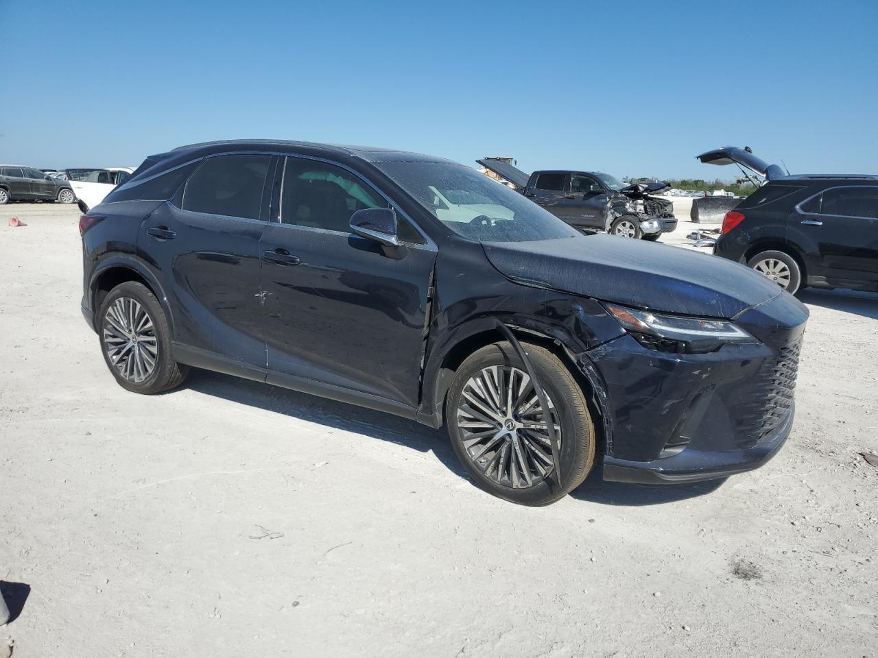 2024 Lexus RX - Image 4