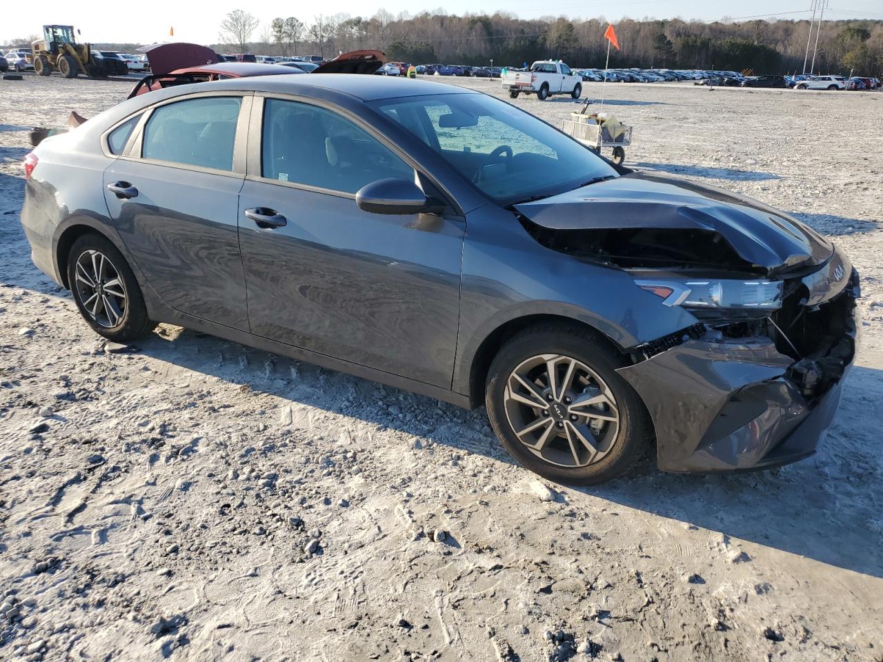 2023 Kia Forte - Image 4