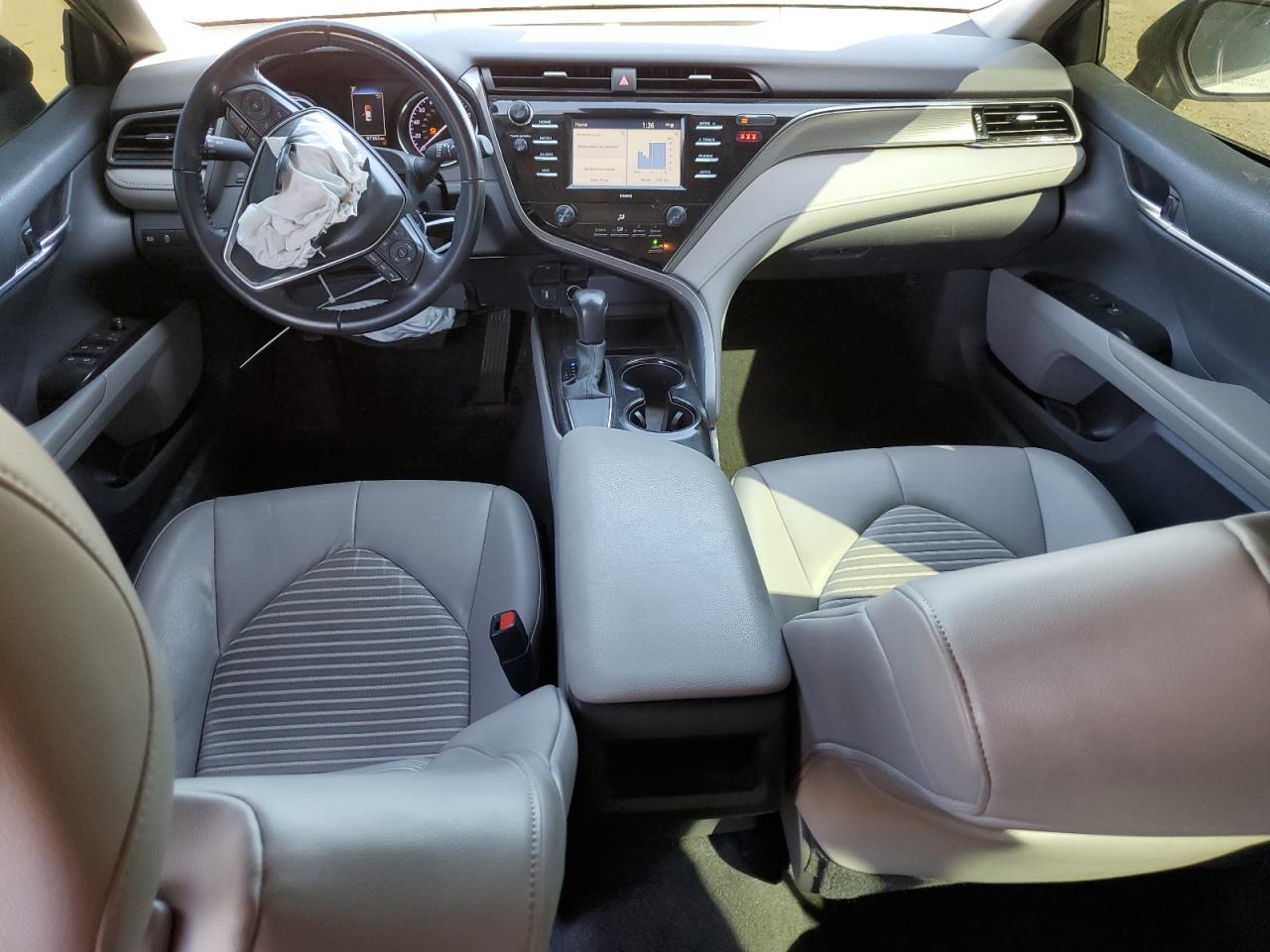 2020 Toyota Camry - Image 8
