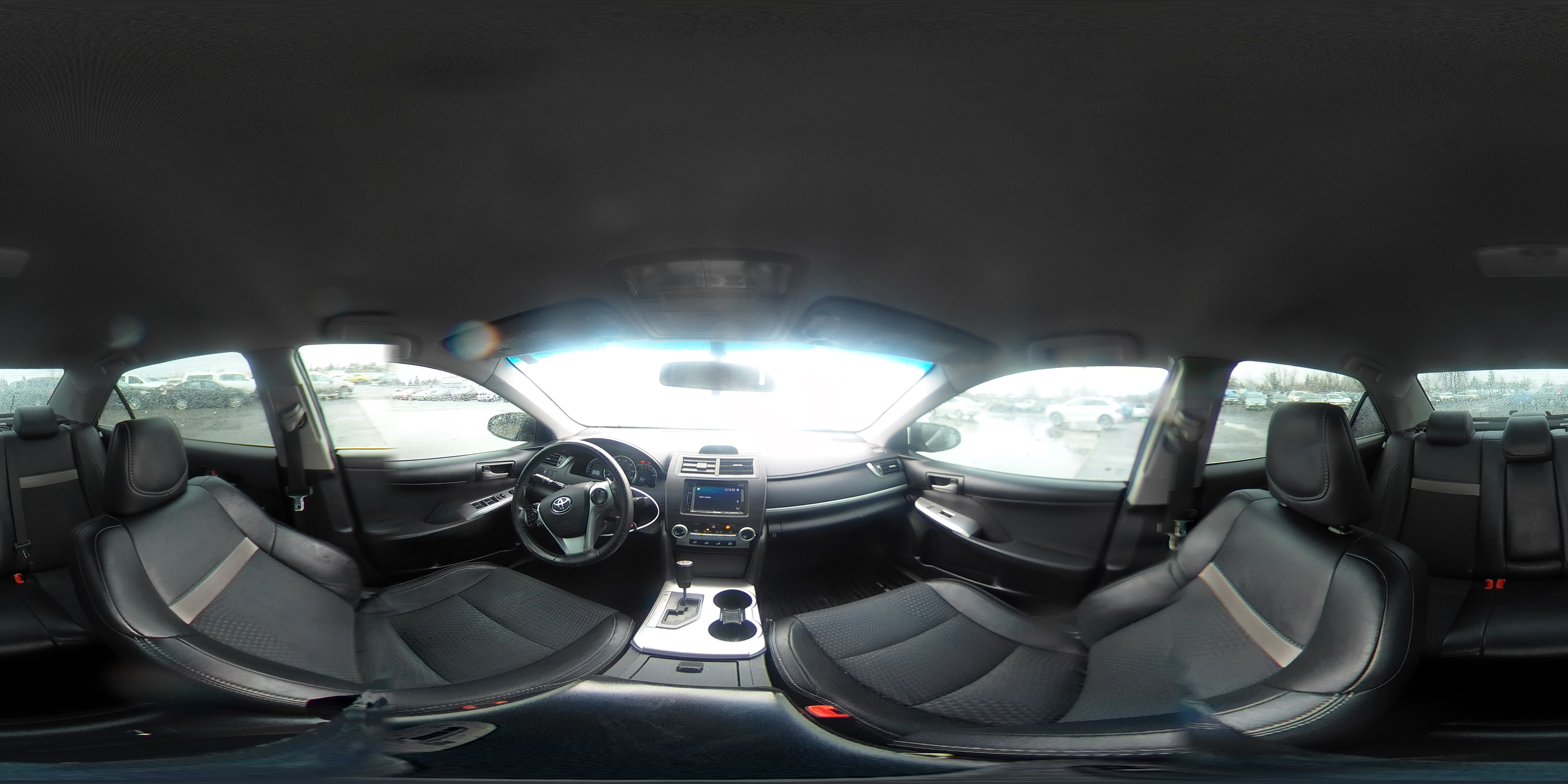 2014 Toyota Camry - Image 13