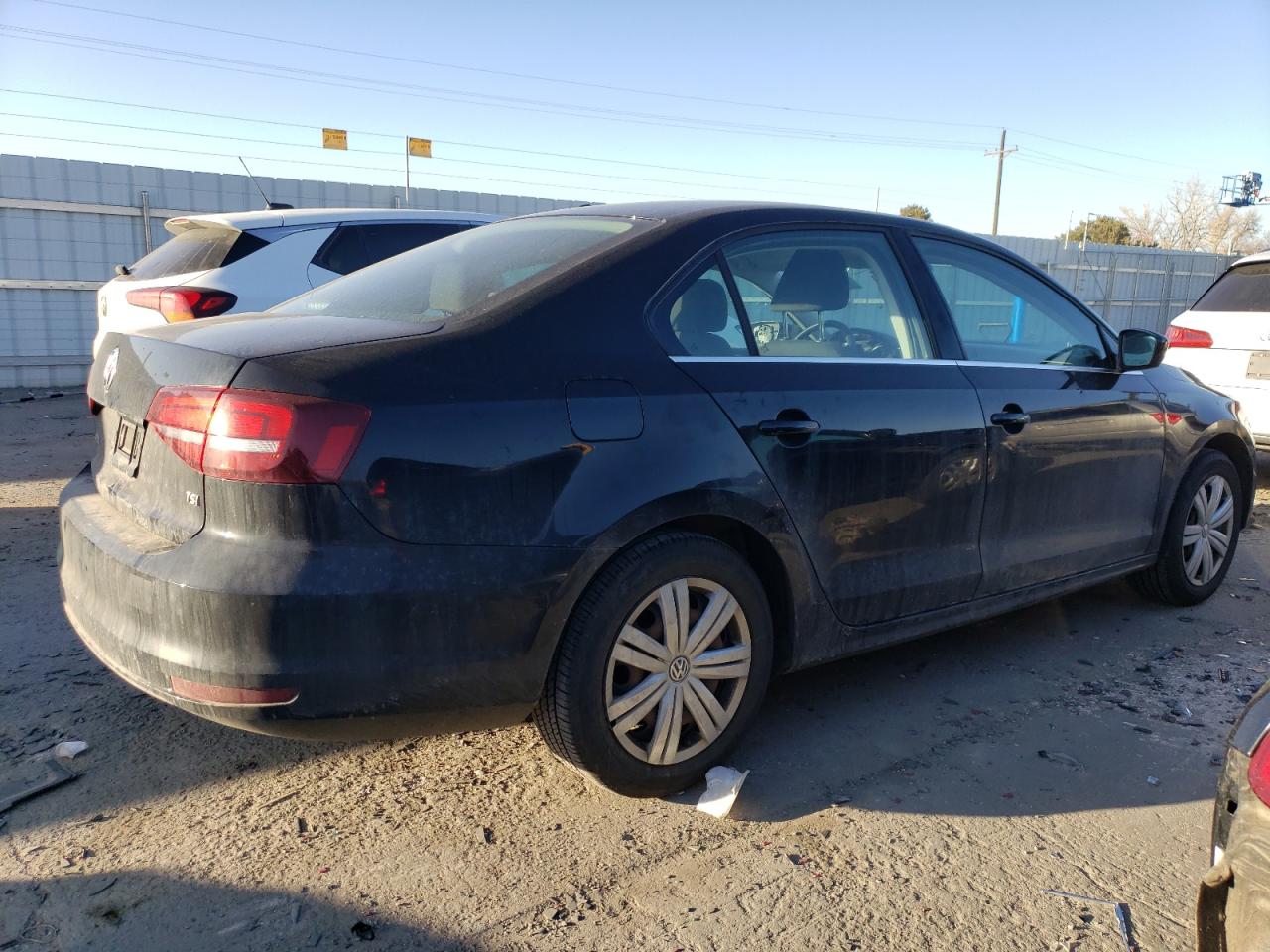 2017 Volkswagen Jetta - Image 3