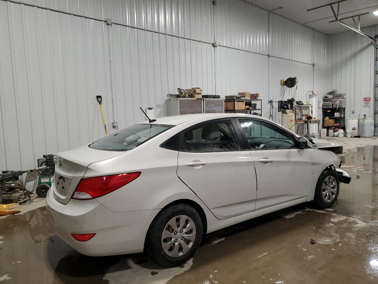 2016 Hyundai Accent - Image 3