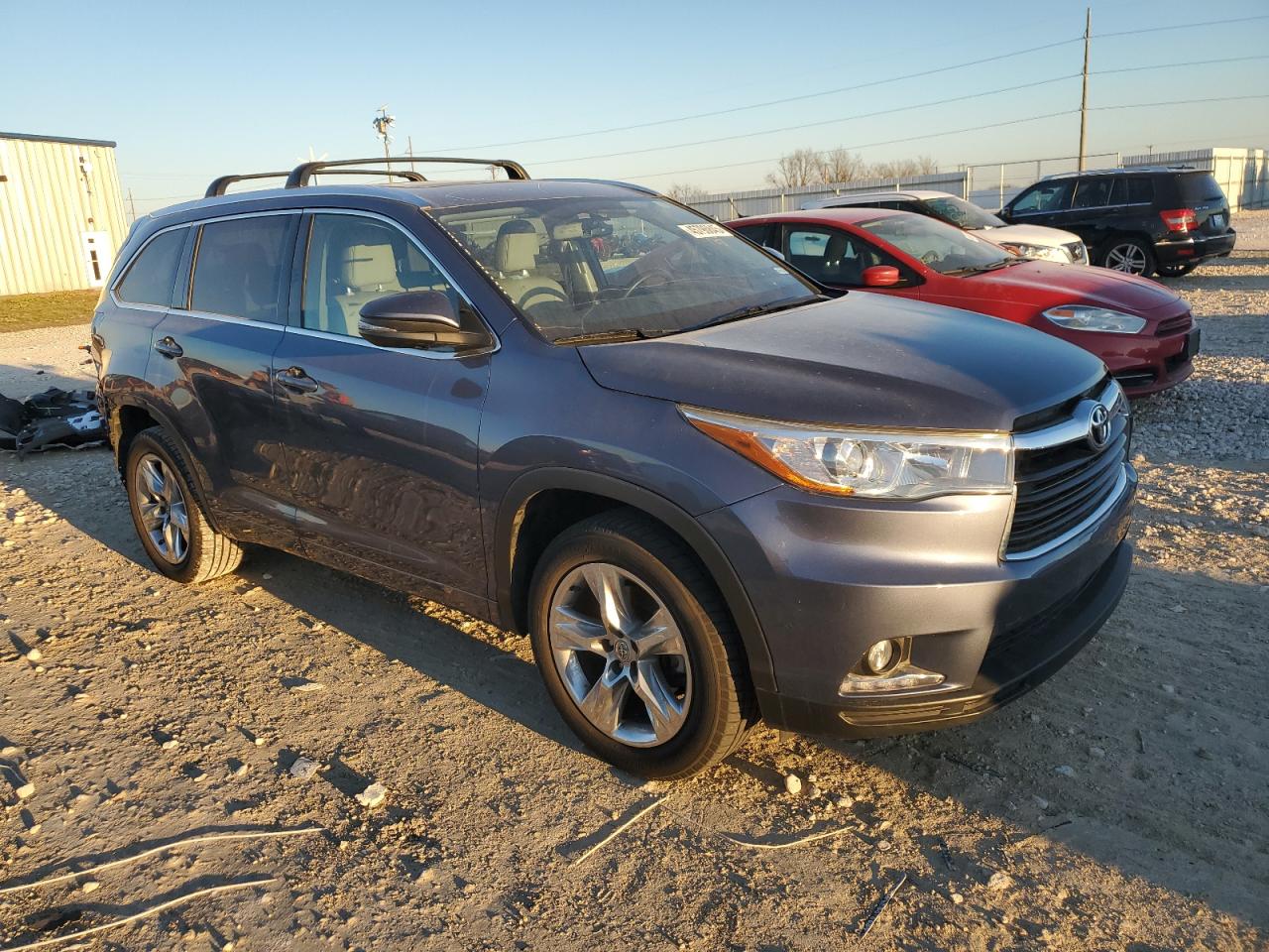 2015 Toyota Highlander - Image 4
