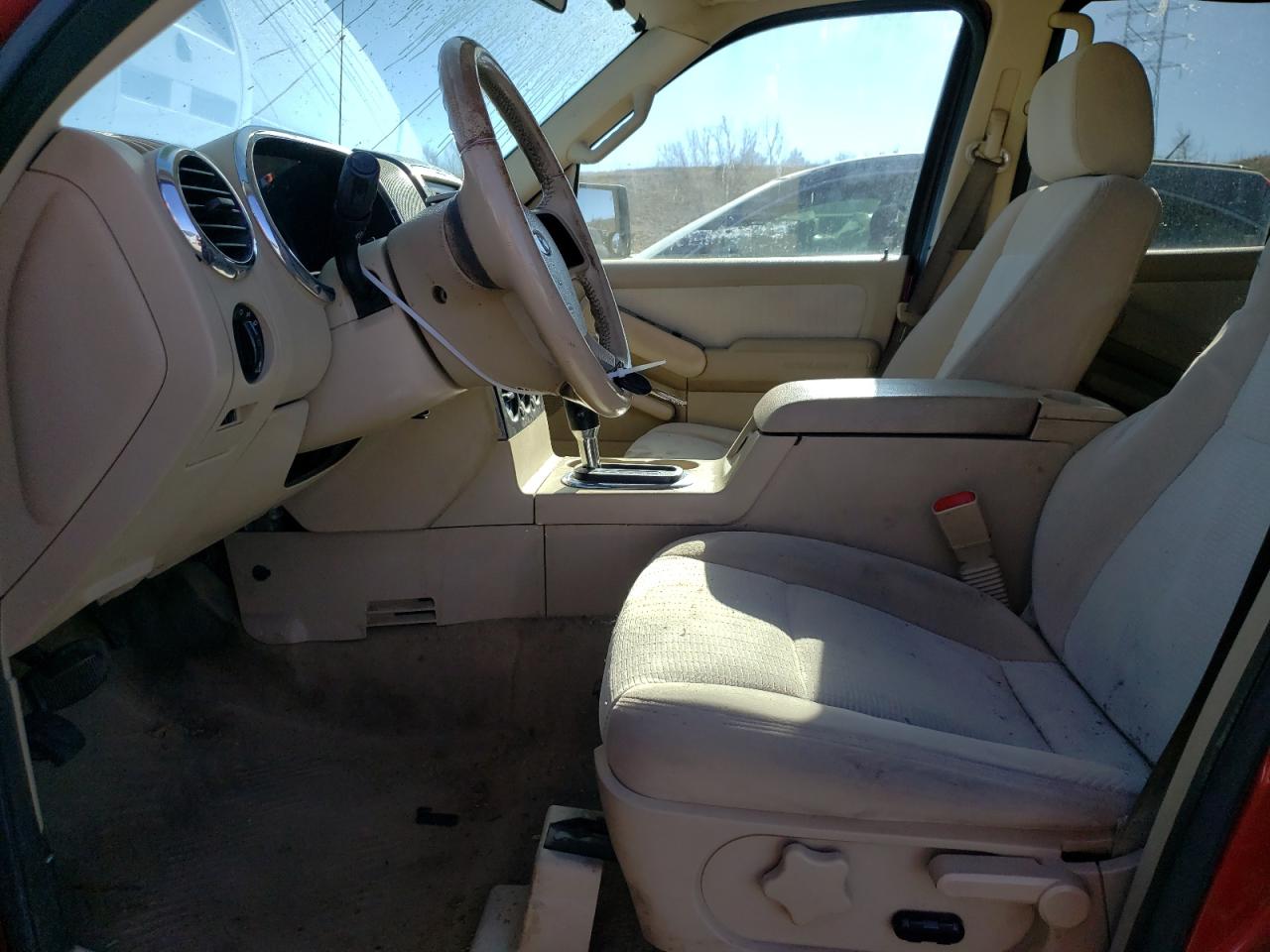 2006 Ford Explorer - Image 7