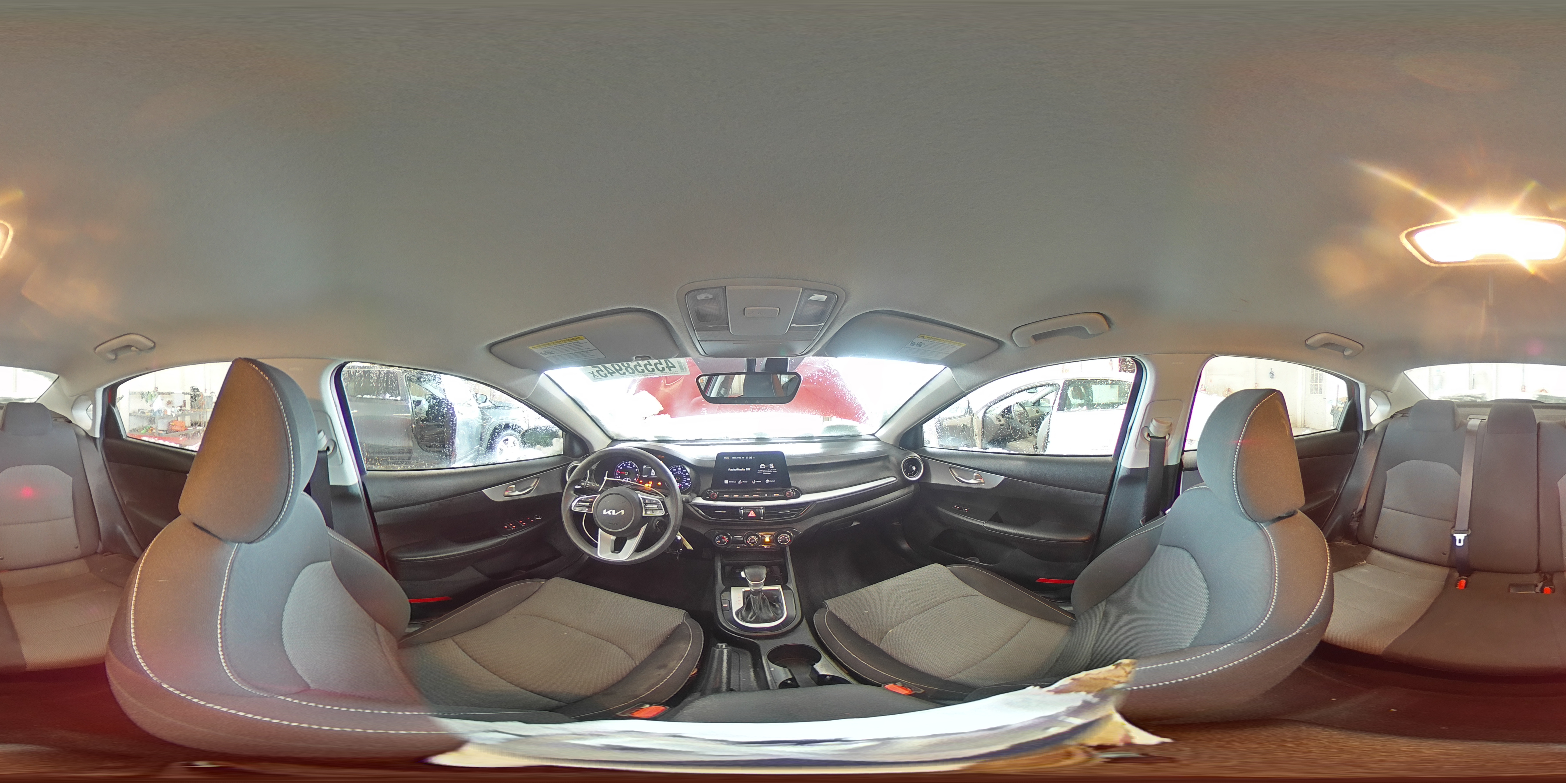 2024 Kia Forte - Image 15