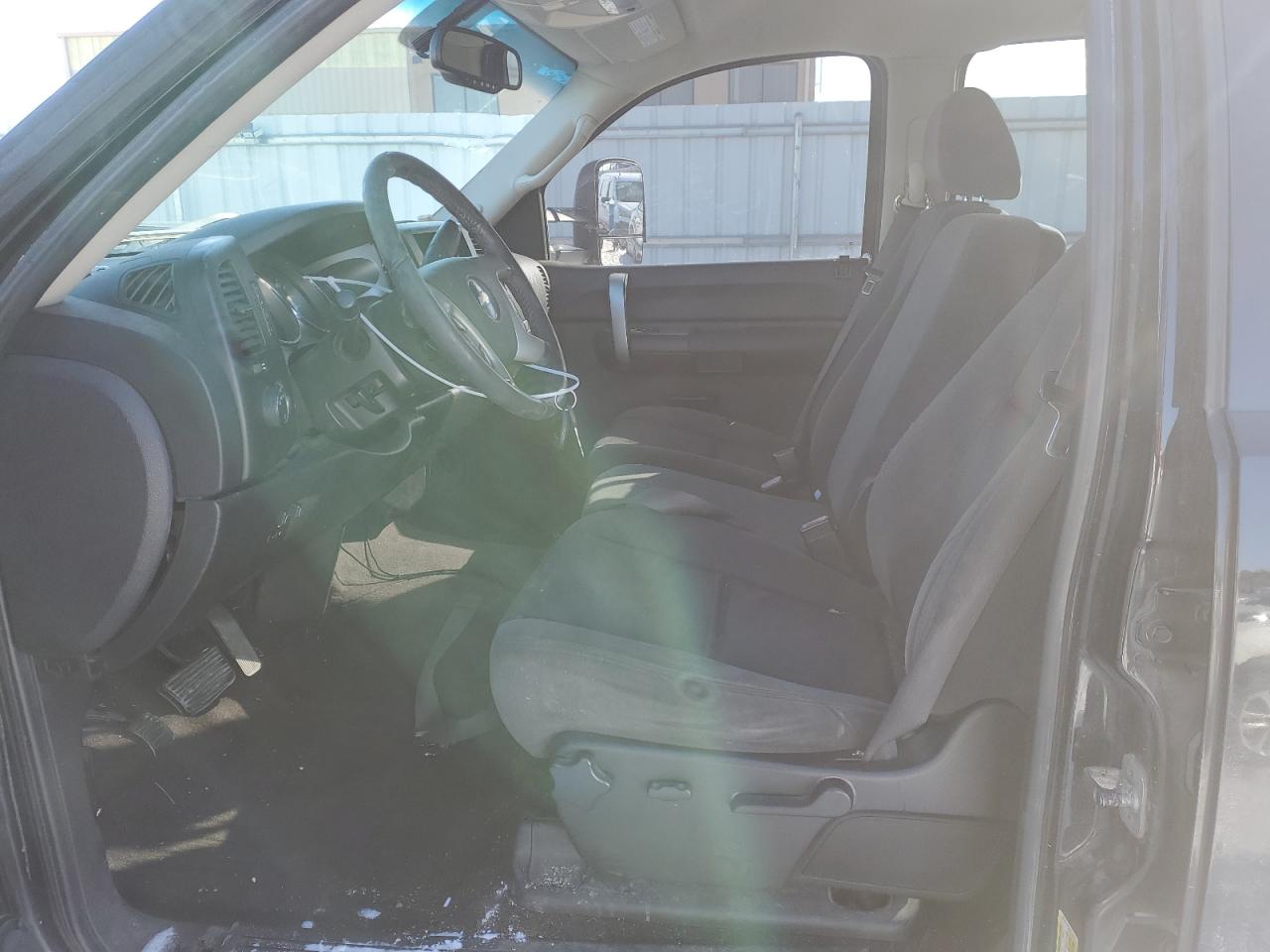 2009 Chevrolet Silverado - Image 7