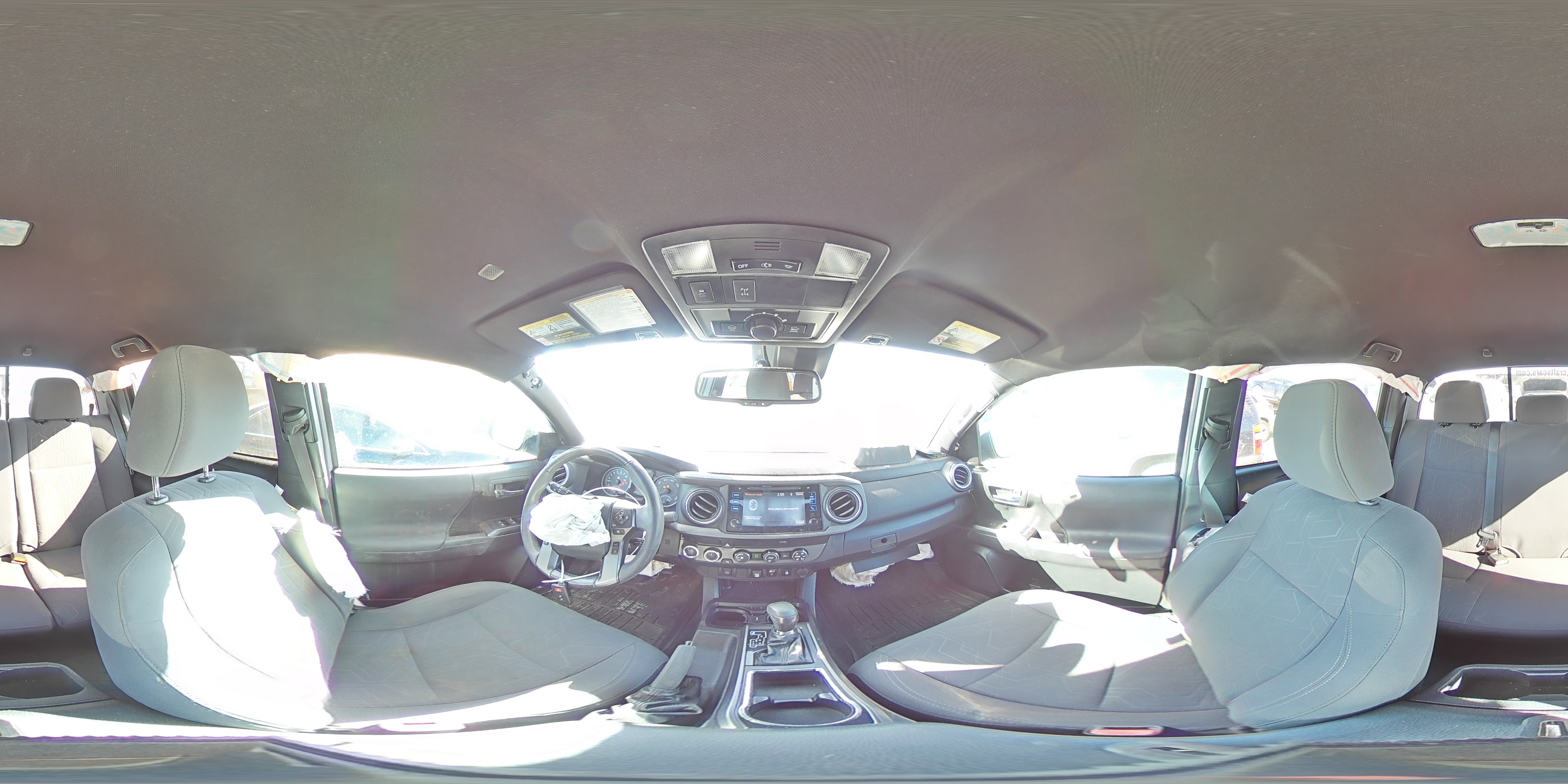 2019 Toyota Tacoma - Image 12