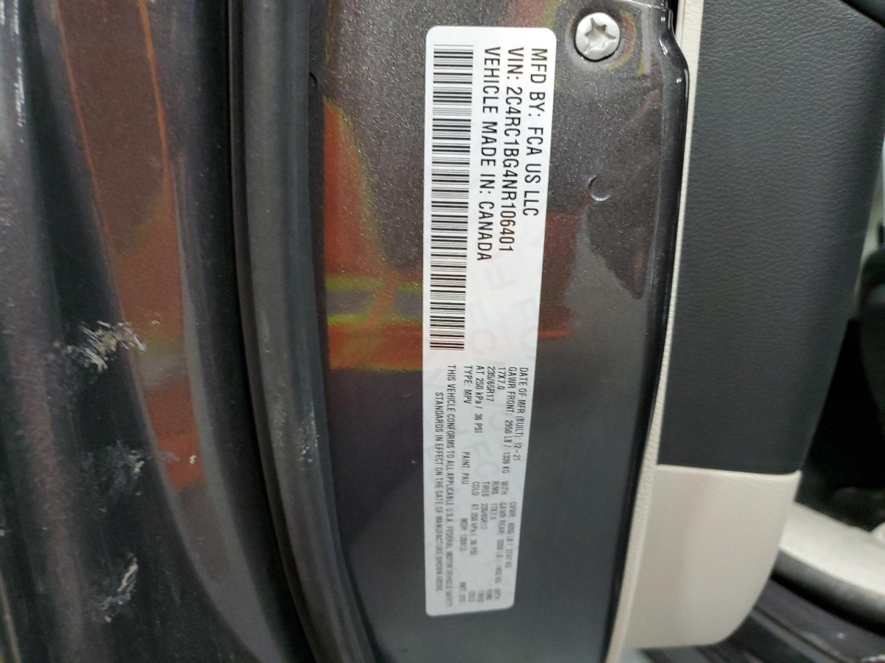 2022 Chrysler Pacifica - Image 14