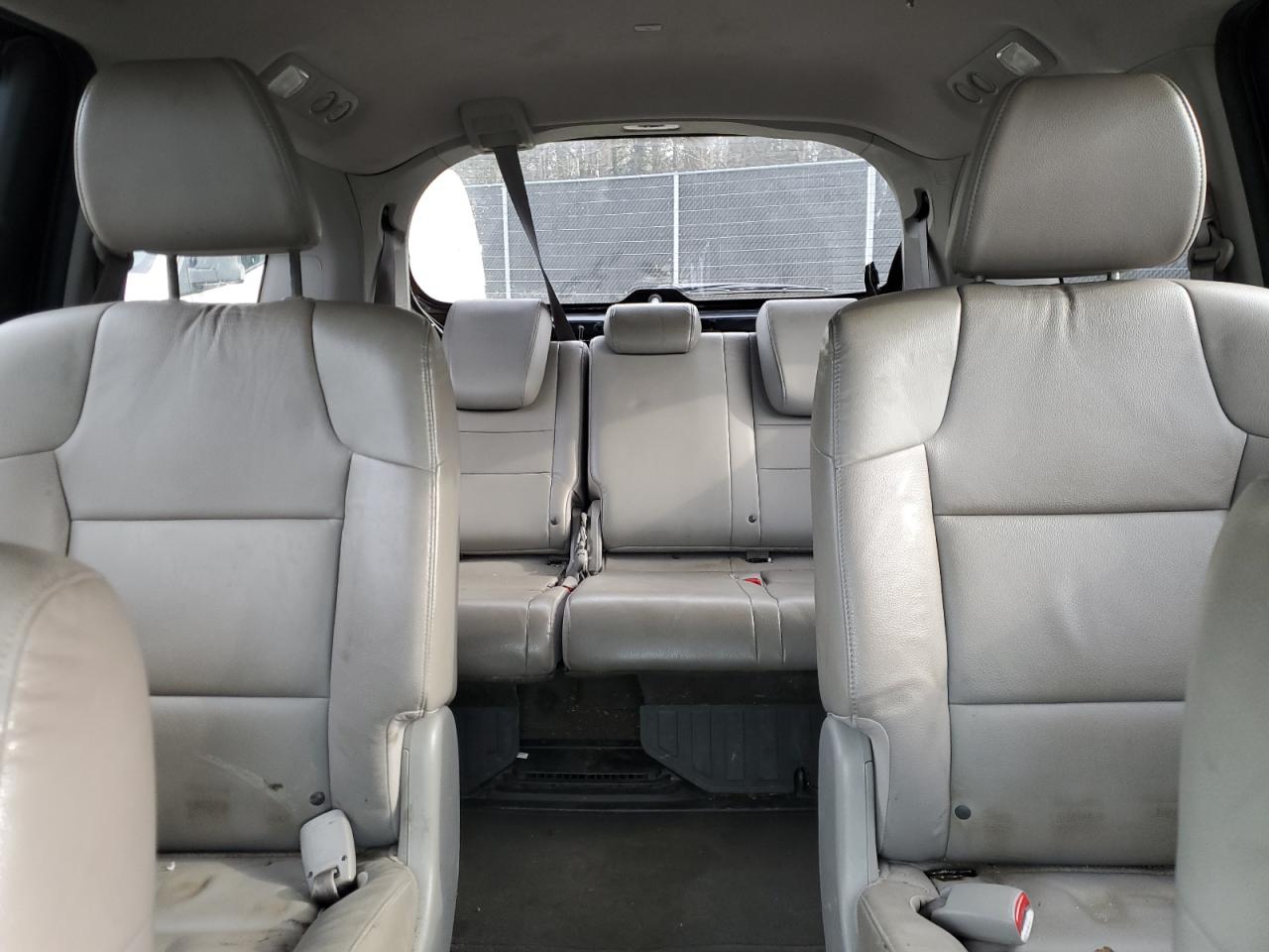 2014 Honda Odyssey - Image 10