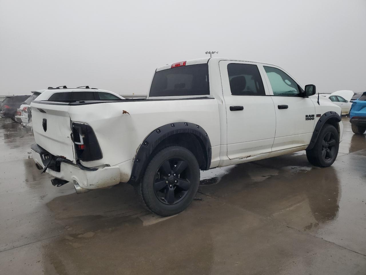 2017 RAM 1500 - Image 3