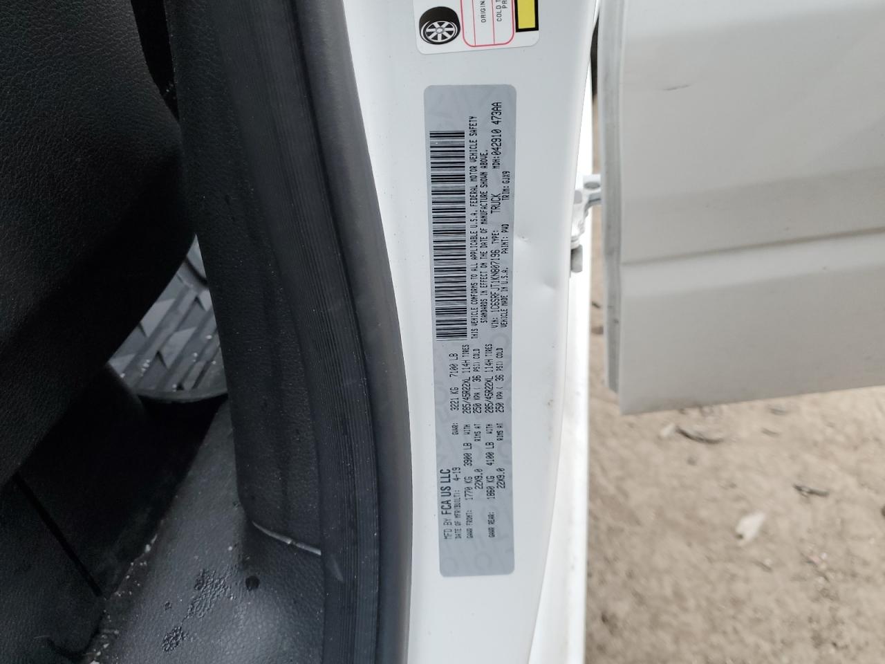 2019 RAM 1500 - Image 14