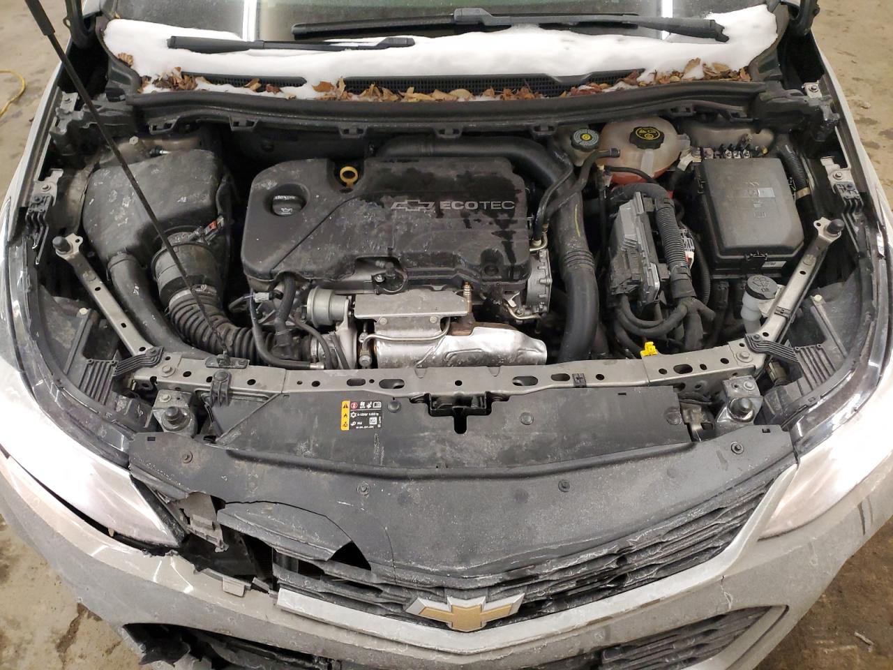 2018 Chevrolet Cruze - Image 11