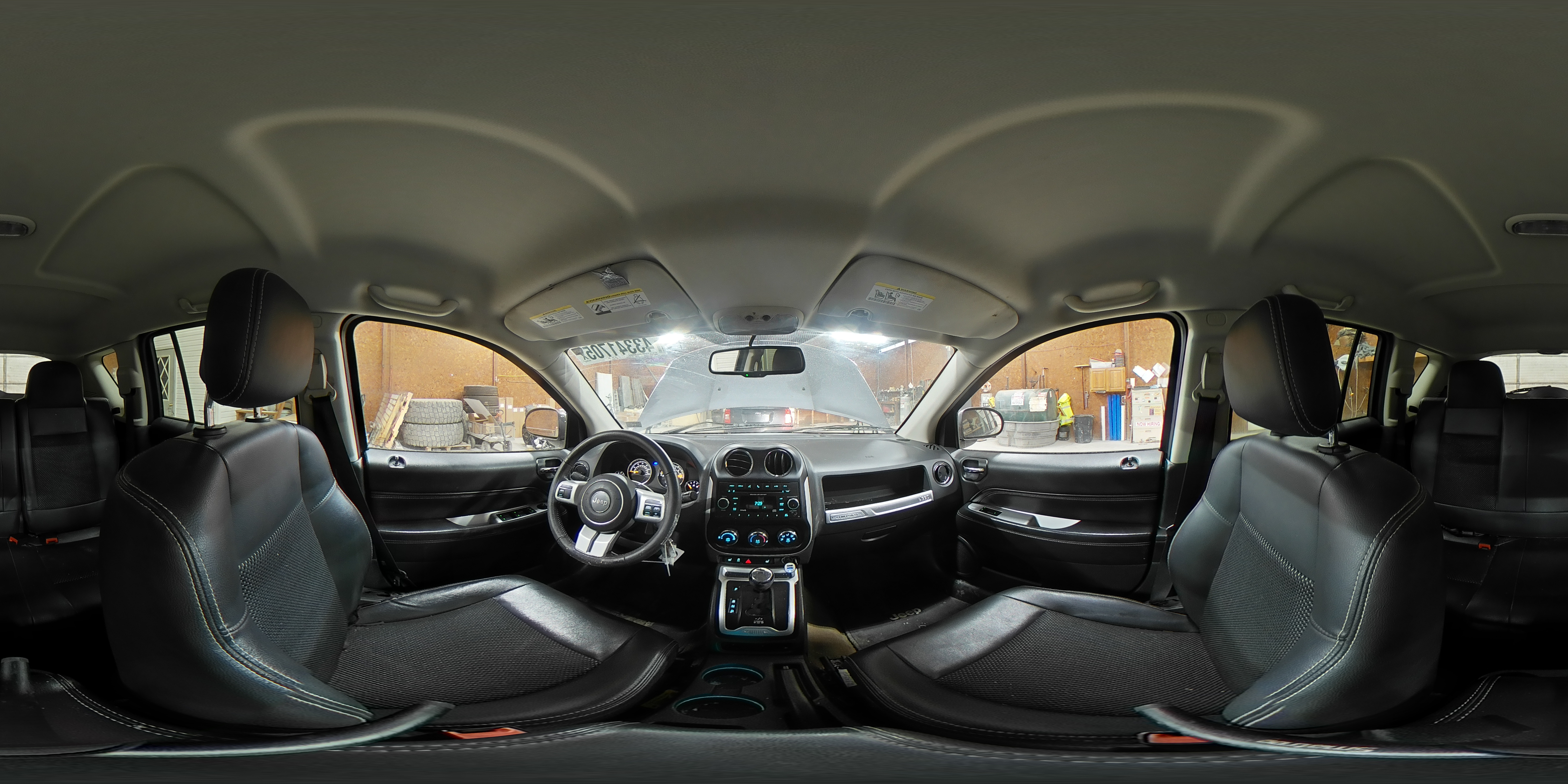 2016 Jeep Compass - Image 16