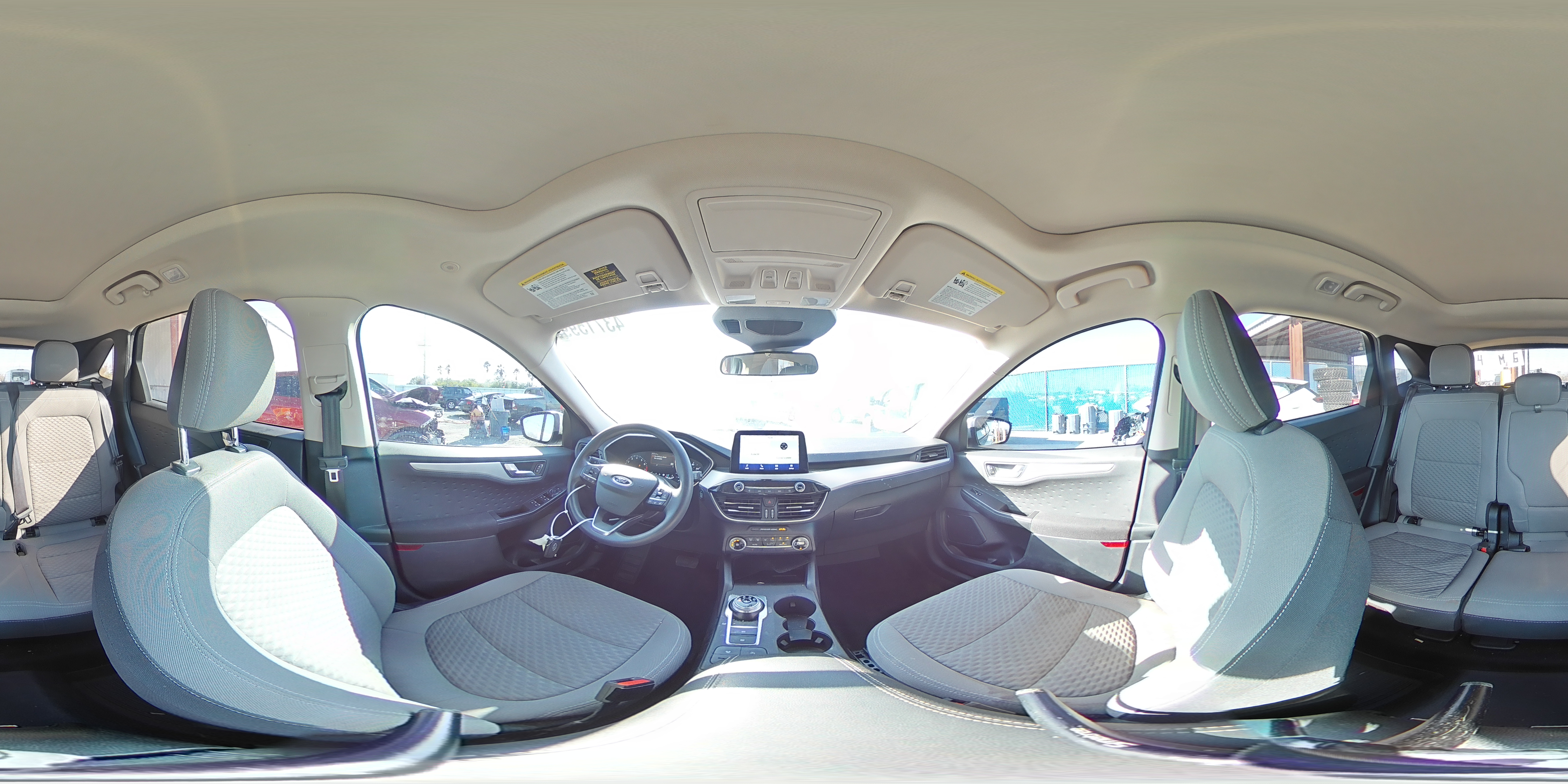 2020 Ford Escape - Image 15