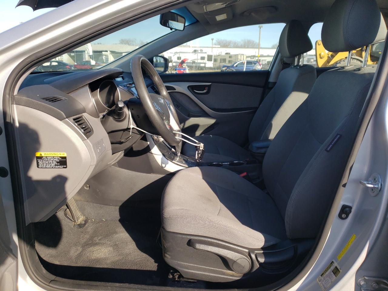 2013 Hyundai Elantra - Image 7