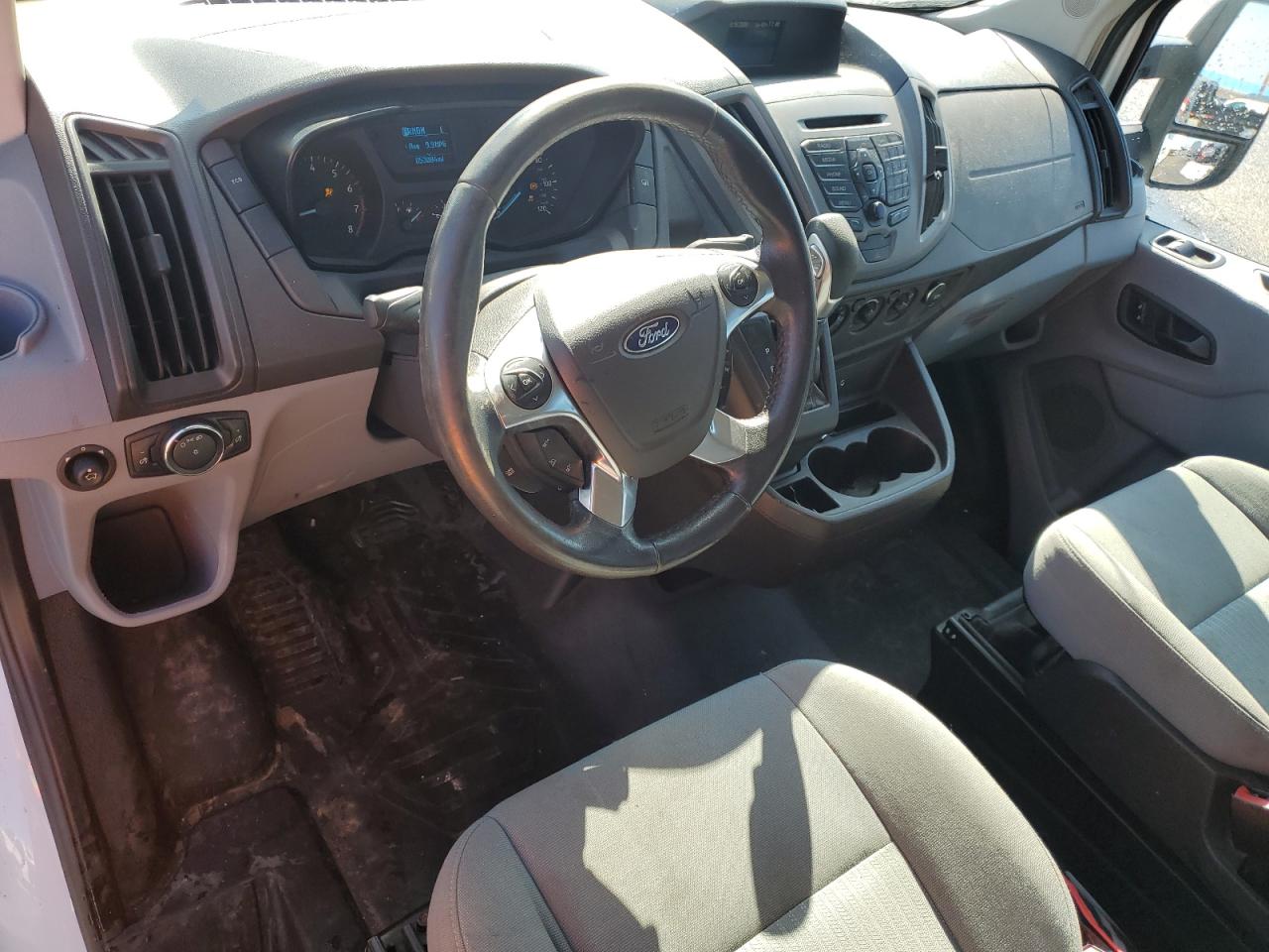 2015 Ford Transit - Image 8