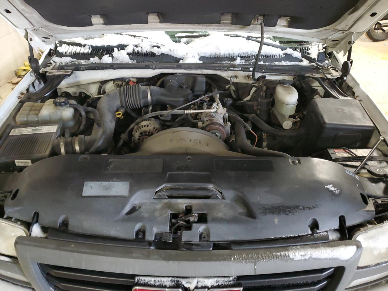 2003 GMC Sierra - Image 13