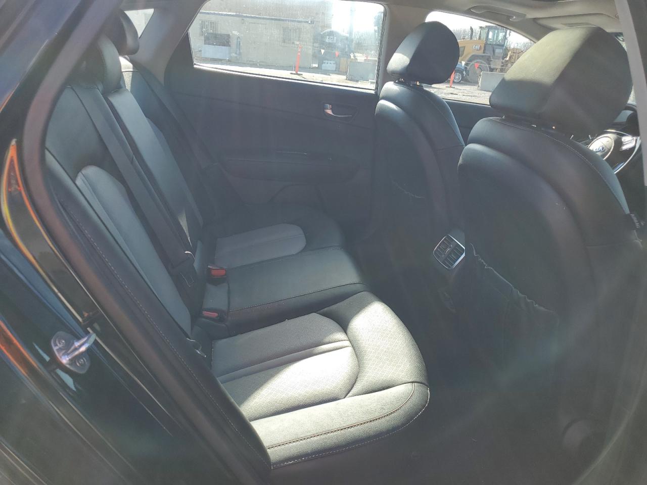 2019 Kia Optima - Image 10
