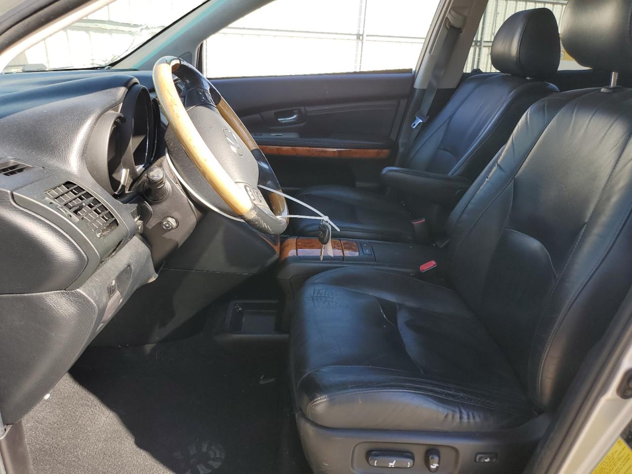2006 Lexus RX - Image 7