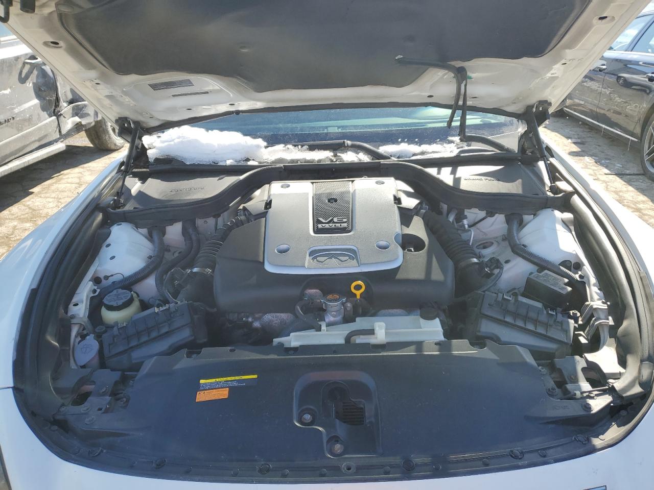 2011 Infiniti G - Image 12