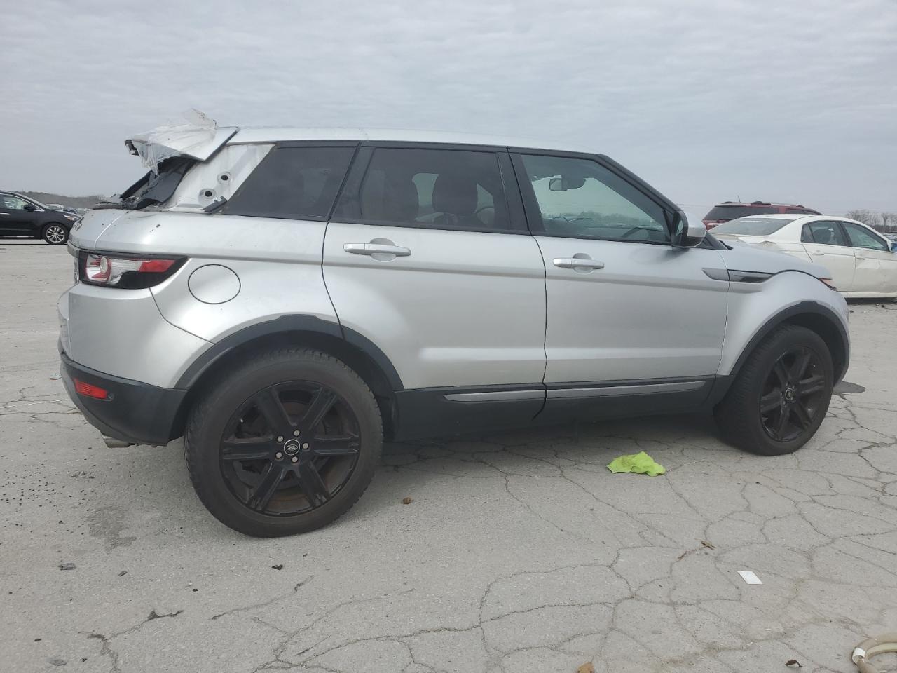 2015 Land Rover Range Rover - Image 3