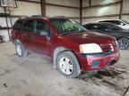 2004 Mitsubishi Endeavor Ls for Sale in Eldridge, IA - Front End