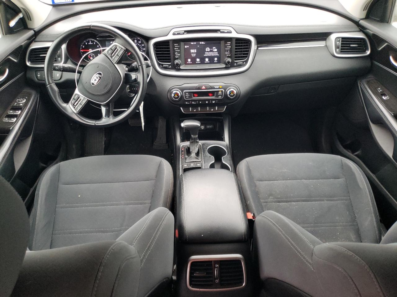 2019 Kia Sorento - Image 8