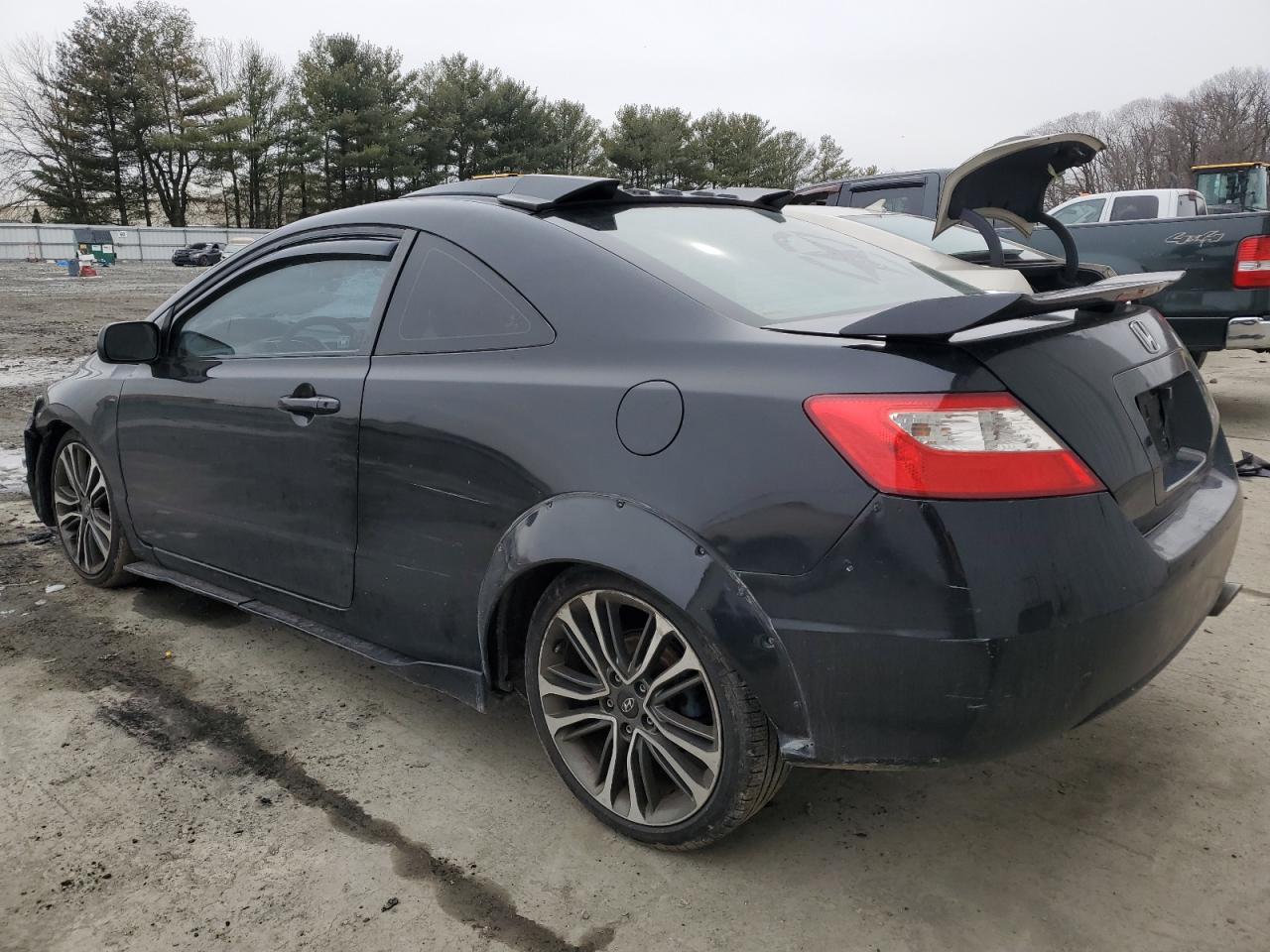 2011 Honda Civic - Image 2