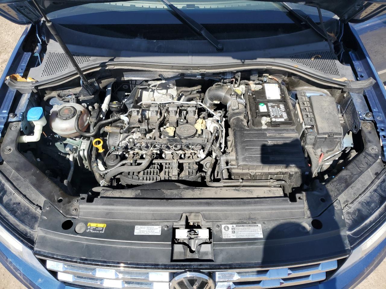 2020 Volkswagen Tiguan - Image 12