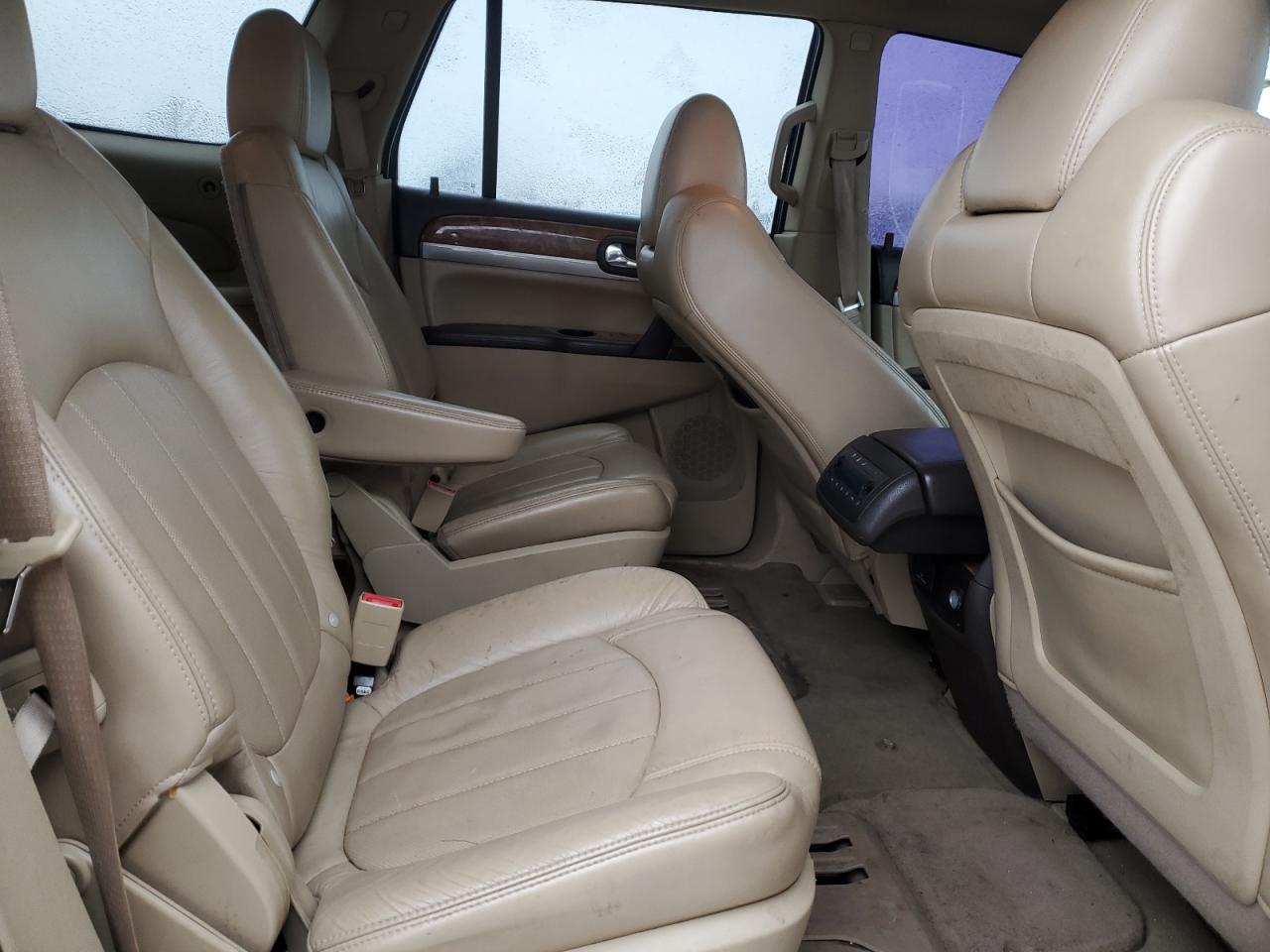 2011 Buick Enclave - Image 11