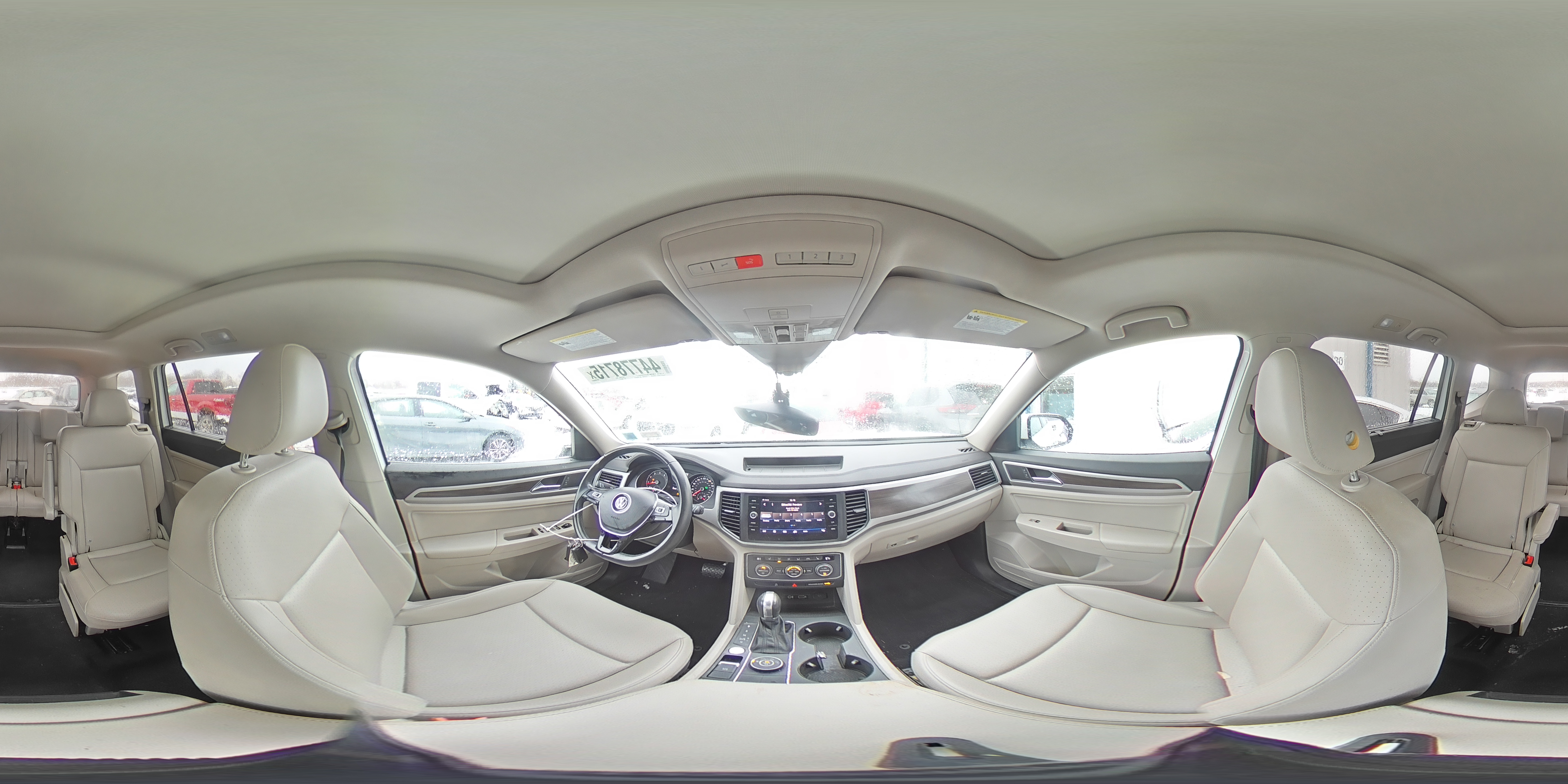 2019 Volkswagen Atlas - Image 16