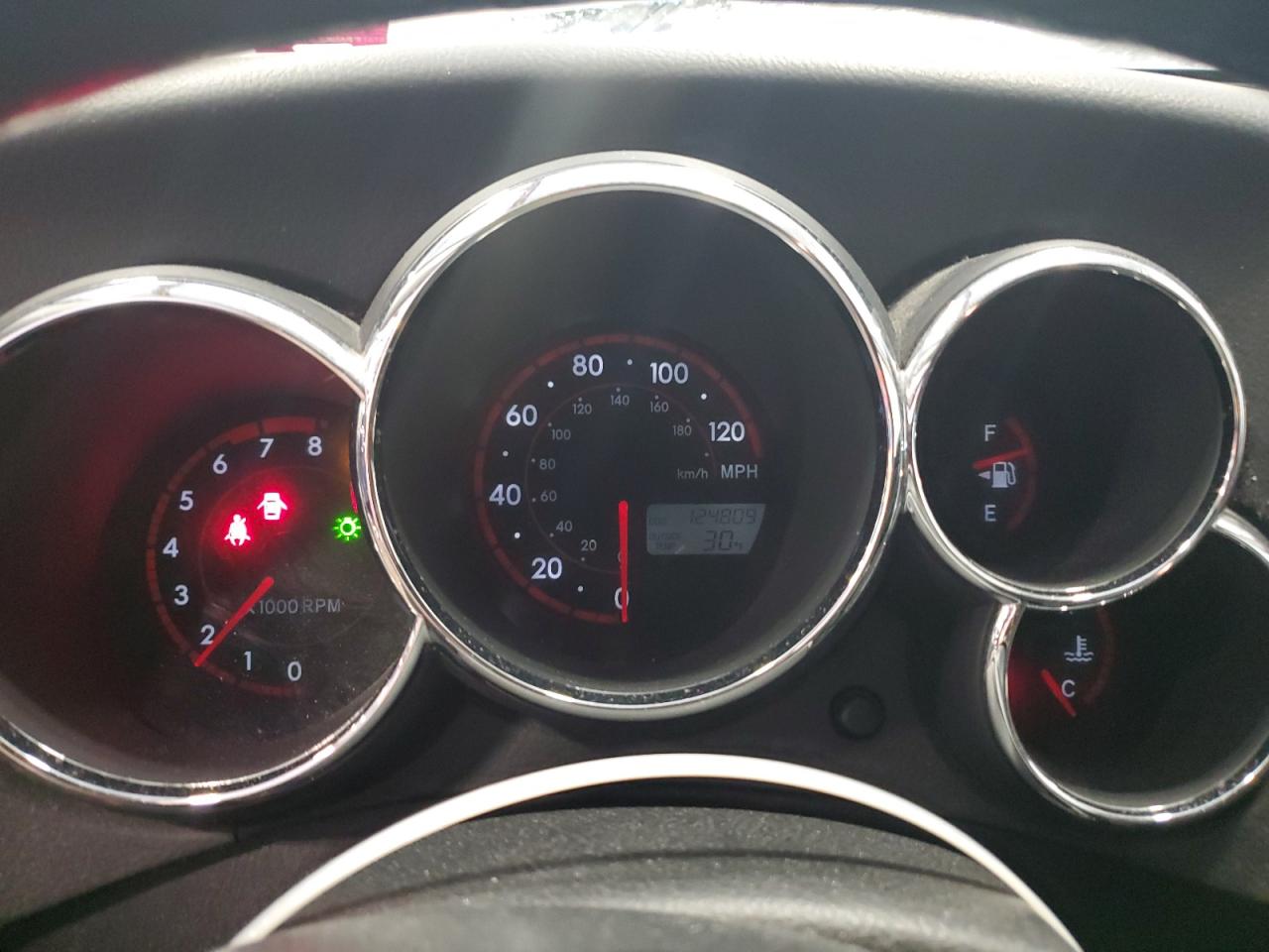 2007 Pontiac Vibe - Image 9