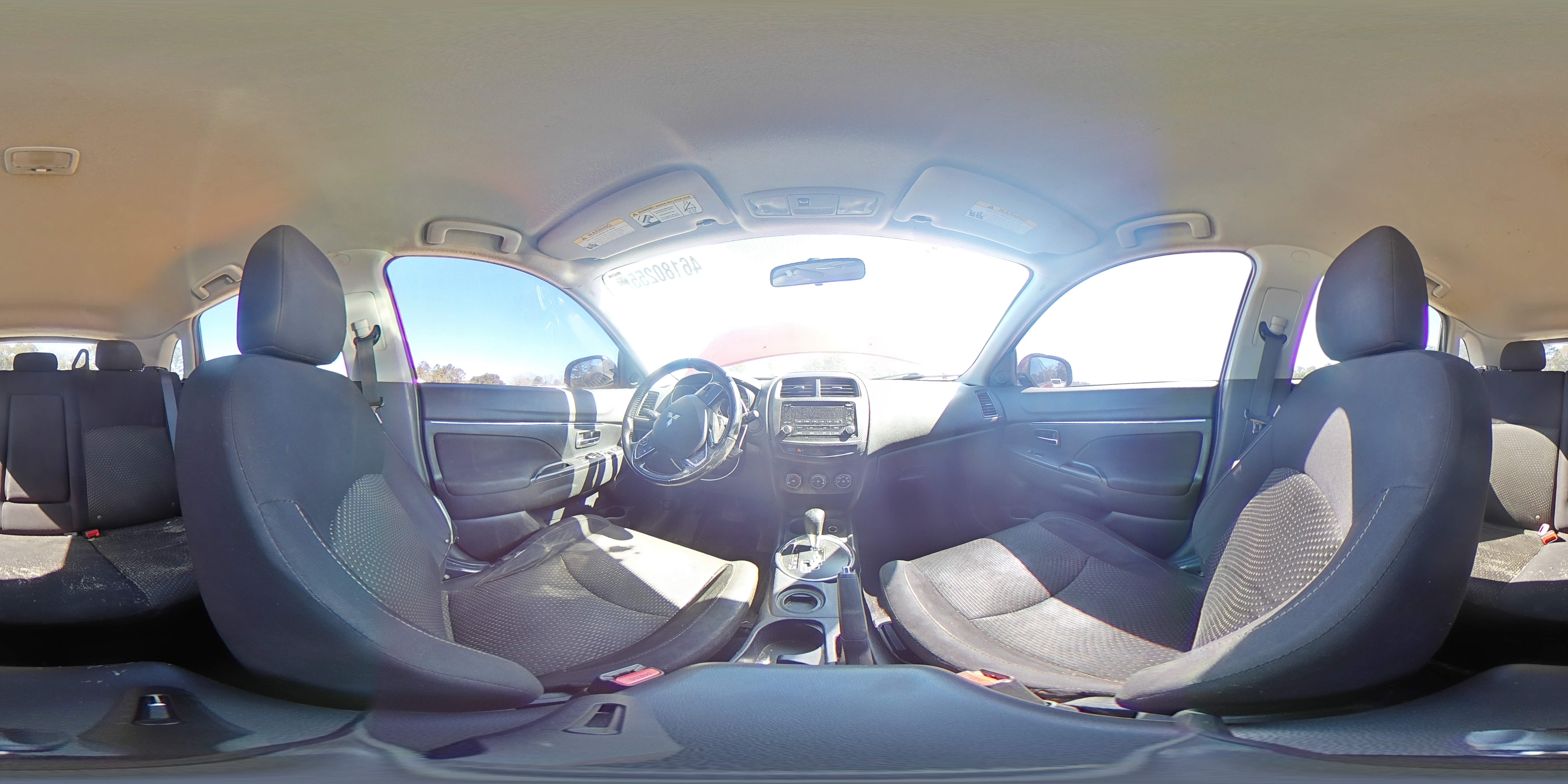 2016 Mitsubishi Outlander - Image 14
