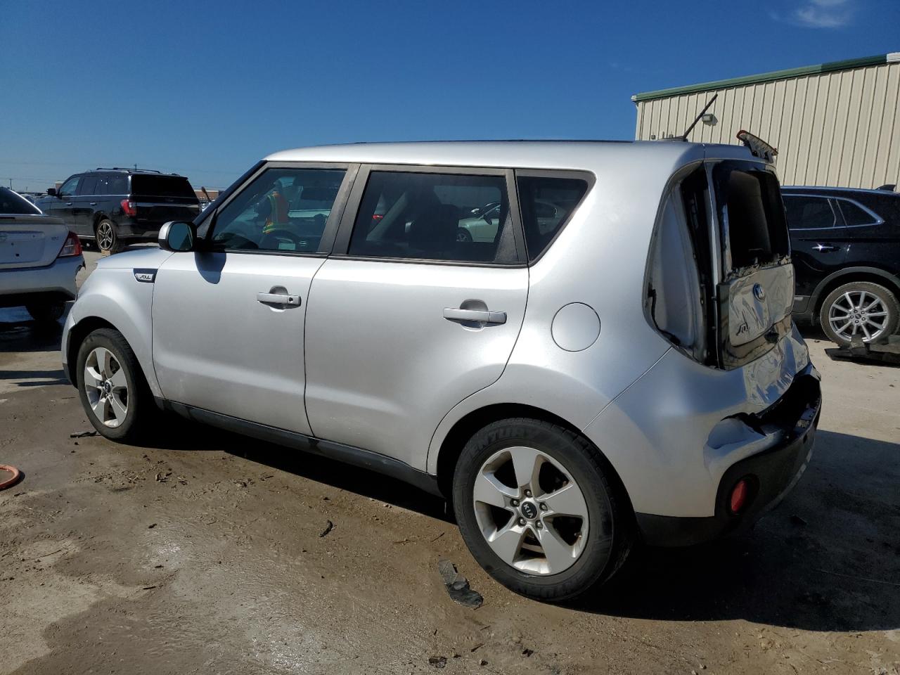 2019 Kia Soul - Image 2