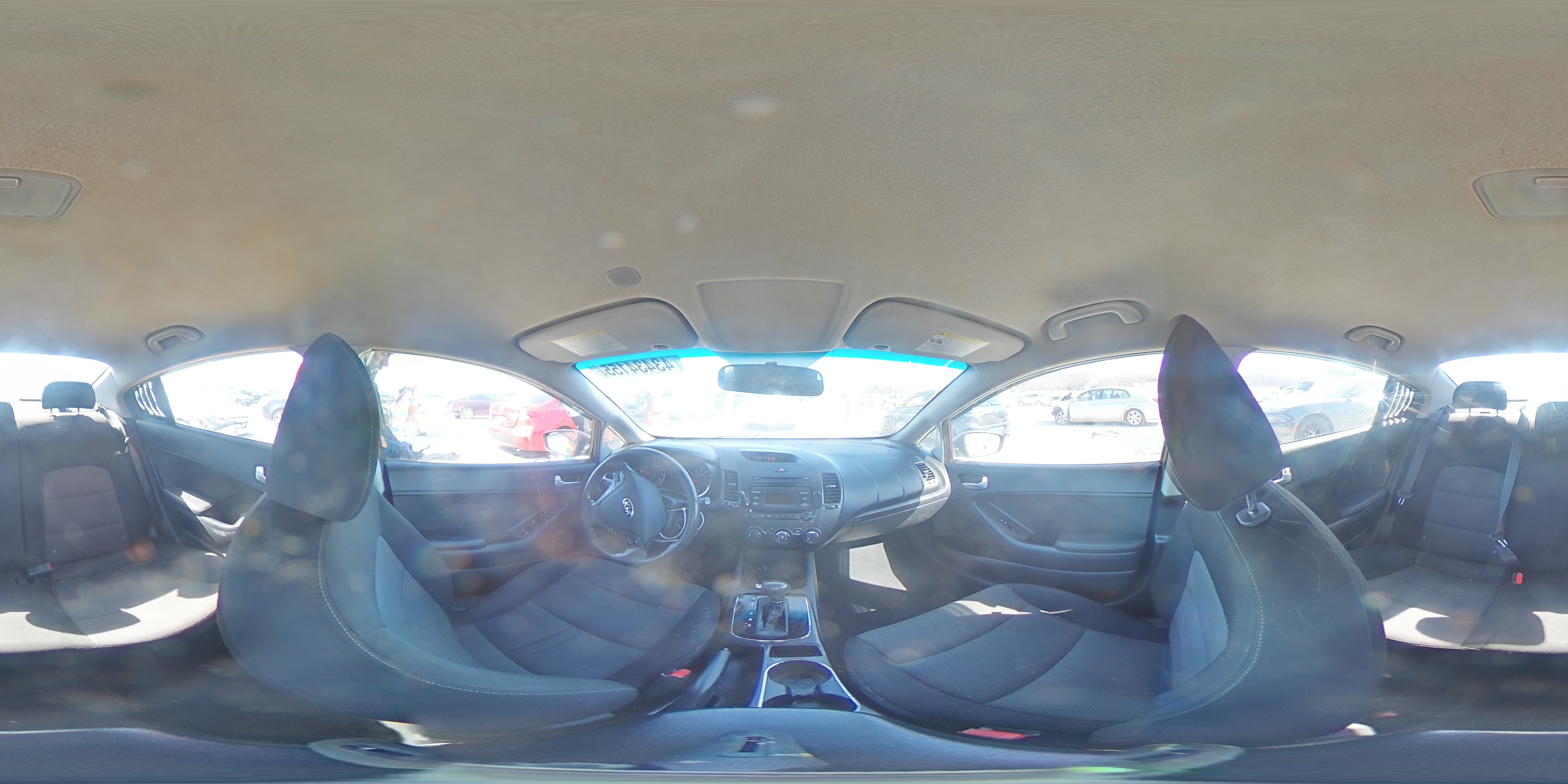 2017 Kia Forte - Image 12
