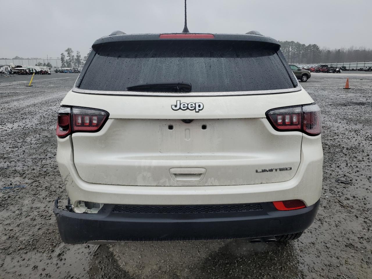 2019 Jeep Compass - Image 6