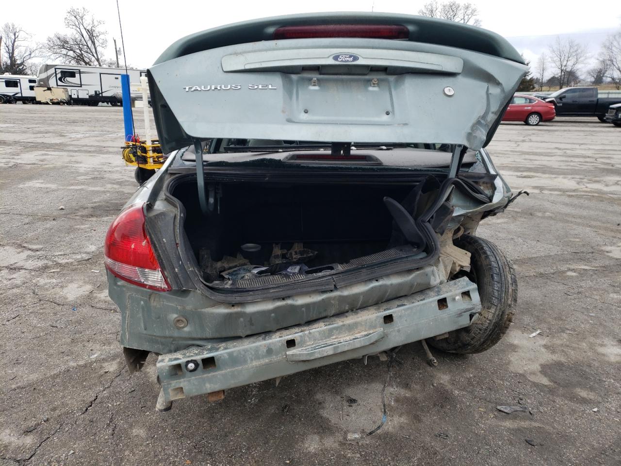 2006 Ford Taurus - Image 6