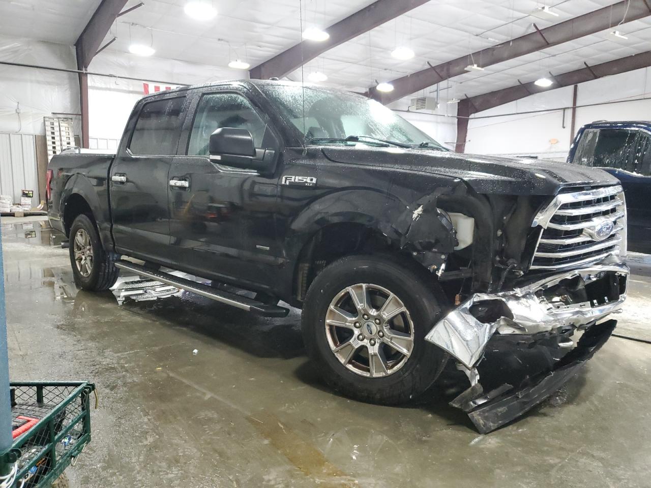 2017 Ford F-150 - Image 4