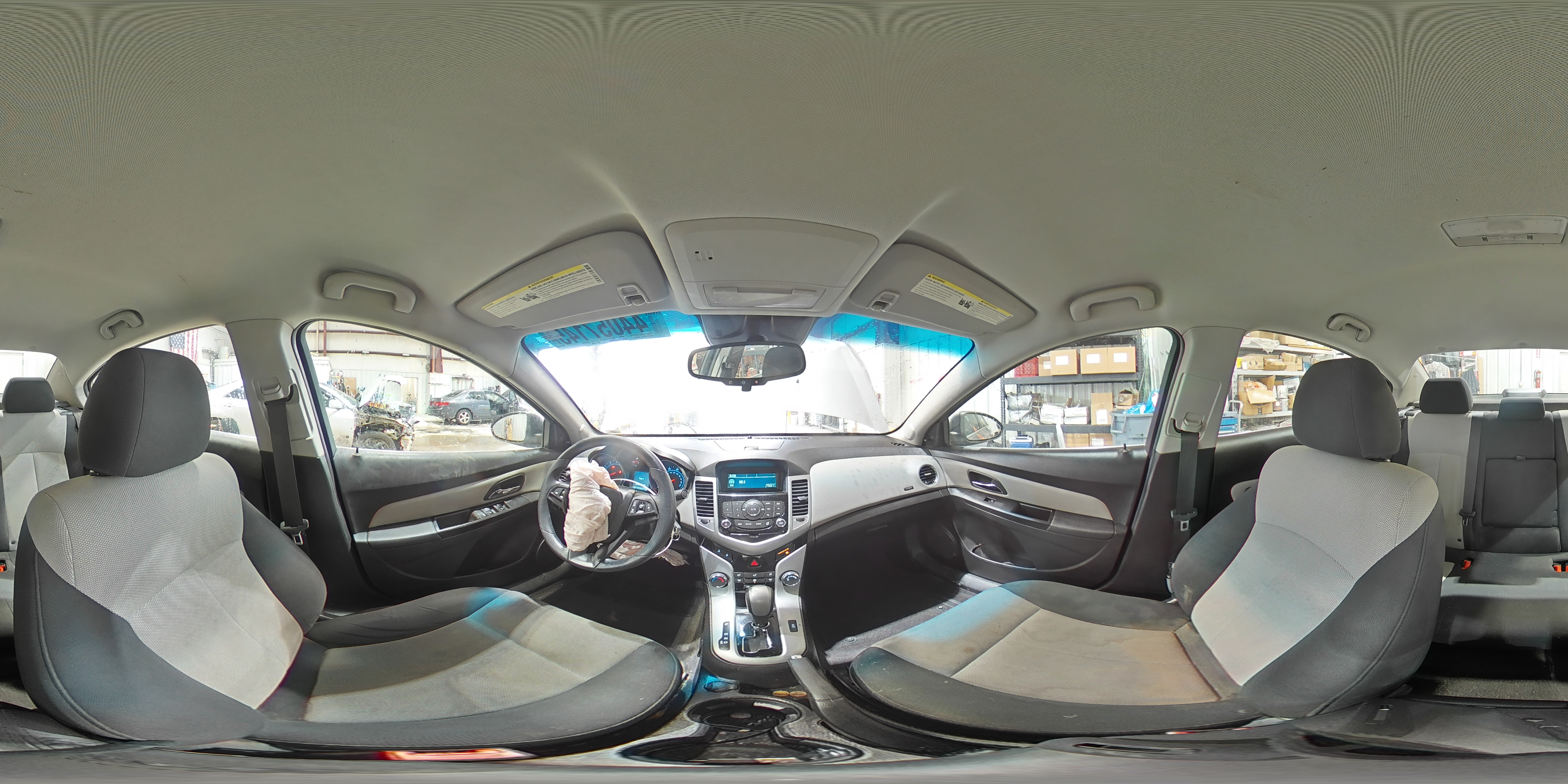 2011 Chevrolet Cruze - Image 13
