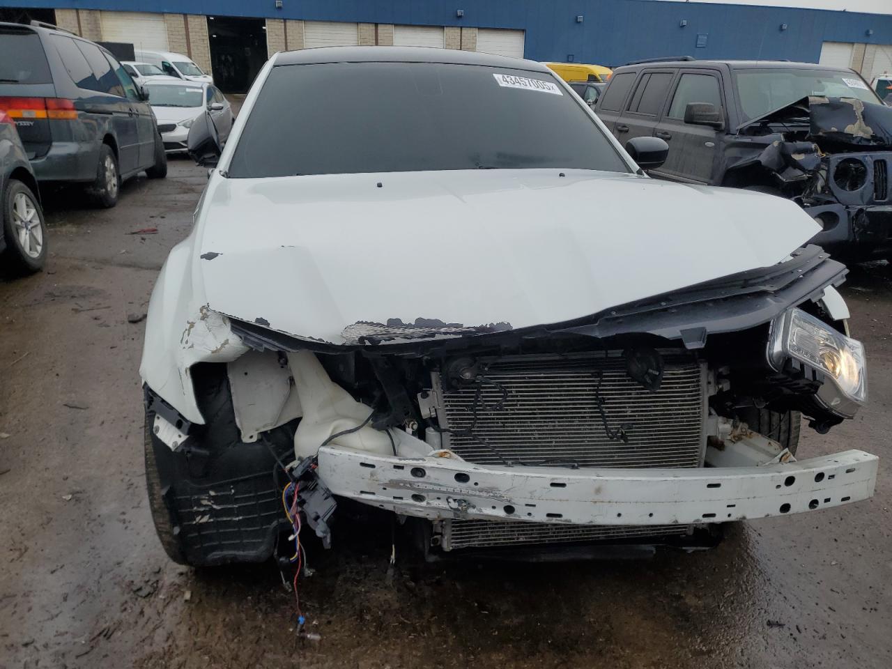 2015 Chrysler 300 - Image 5