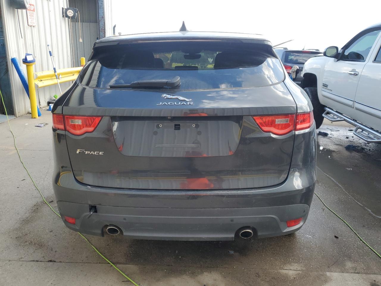 2020 Jaguar F-Pace - Image 6